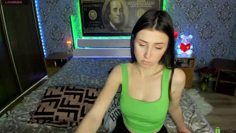 vikki and george online show from 02.17.25