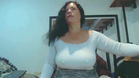 VIKKKTORIAAA online show from 01.07.26