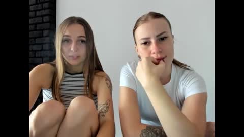 vikky_s11 online show from 09.16.25