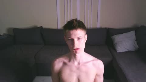 Snapshot of viksons chatting on 09.19.25 Max online show from 09.19.25