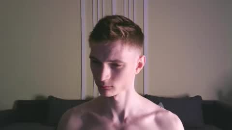 Snapshot of viksons chatting on 10.05.25 Max online show from 10.05.25