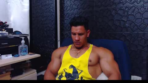 Viktor Herrera online show from 01.14.25