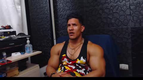 Viktor Herrera online show from 01.30.25