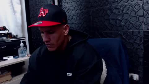 Viktor Herrera online show from 02.05.25