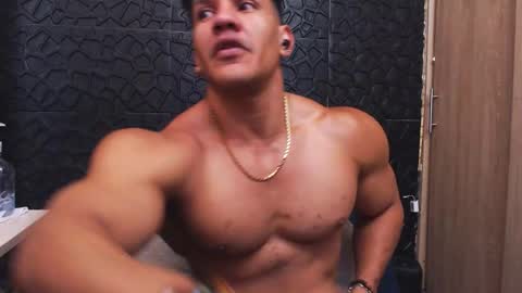 Viktor Herrera online show from 10.30.25