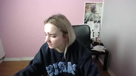 viktoria_lovely online show from 01.02.25