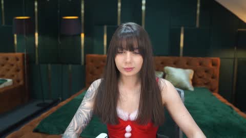 Alisa online show from 12.17.24