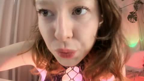 Vikky online show from 09.23.25