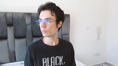 viktornoir online show from 10.17.25