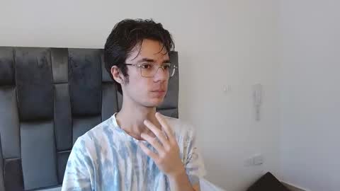 viktornoir online show from 10.19.25