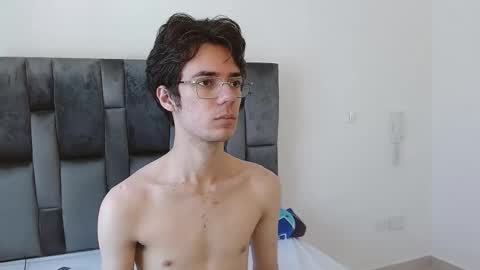 viktornoir online show from 10.21.25