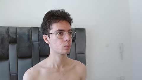 viktornoir online show from 10.30.25