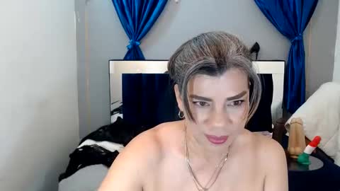 VIKY ADAMS online show from 02.02.25