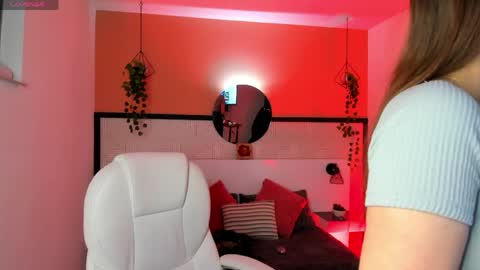 Victoria online show from 04.03.26