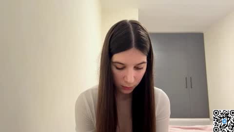 Snapshot of vilacy chatting on 03.01.26 Vivien online show from 03.01.26