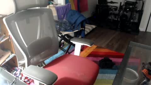 VillanChillin online show from 08.08.26