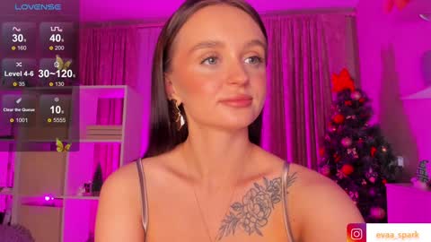 Snapshot of villuuvargas chatting on 12.16.24 Eva online show from 12.16.24