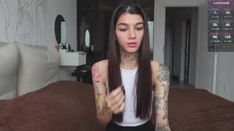 vinkitinkii online show from 10.29.25