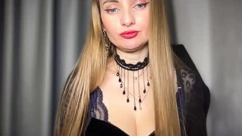 Funny  girl online show from 12.14.24