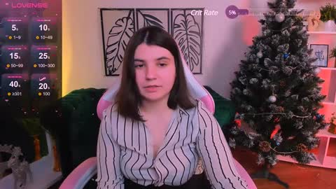 Snapshot of viola__shy chatting on 12.17.24 Viola online show from 12.17.24