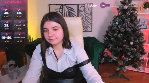 Snapshot of viola__shy chatting on 01.09.25 Viola online show from 01.09.25