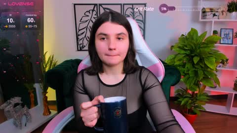 Snapshot of viola__shy chatting on 01.17.25 Viola online show from 01.17.25