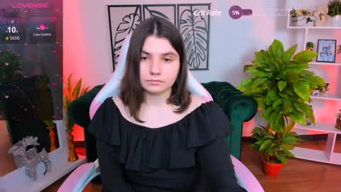 Snapshot of viola__shy chatting on 01.25.25 Viola online show from 01.25.25