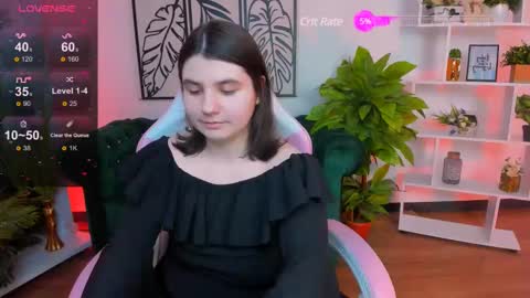 Snapshot of viola__shy chatting on 02.17.25 Viola online show from 02.17.25