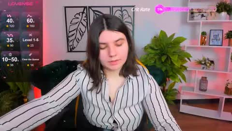 Snapshot of viola__shy chatting on 02.28.25 Viola online show from 02.28.25