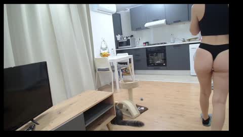 Snapshot of violafoxy chatting on 02.01.25 viola online show from 02.01.25