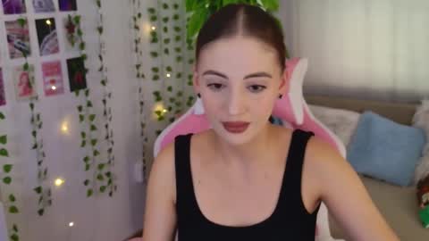 violaparkers online show from 09.25.25