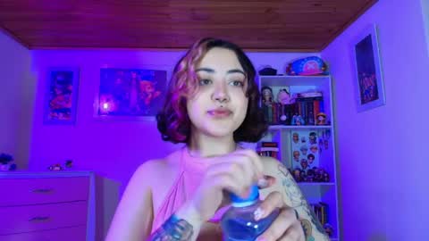 violet online show from 04.07.26