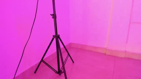 violet__taylor_ online show from 09.18.25