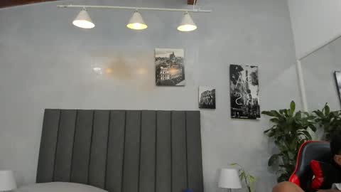 Violet and Myers online show from 09.26.25