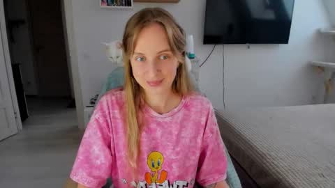 Violet online show from 09.11.25