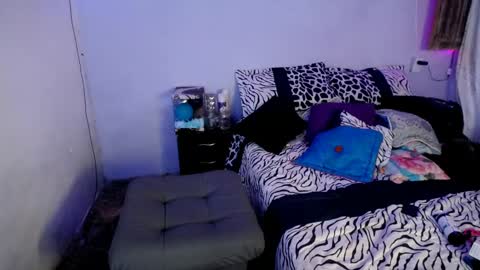 violet_hyuga online show from 01.31.25