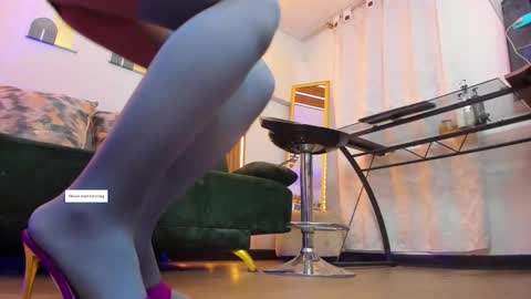 Violet Lii online show from 02.19.26