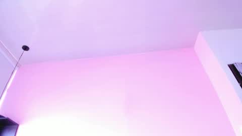 violet online show from 09.17.25