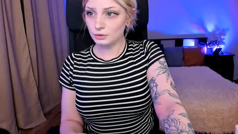 violet_oblivion online show from 12.01.24