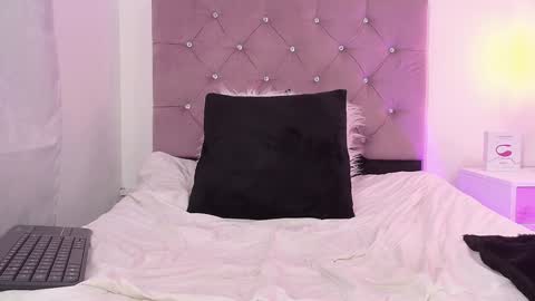 Mary online show from 01.26.25