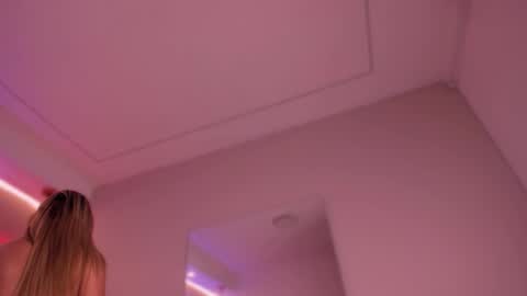 Violeta  online show from 09.28.25