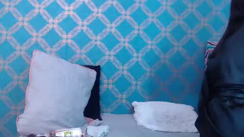 Violeta  online show from 02.14.25