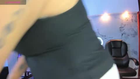 Violet  online show from 09.28.25