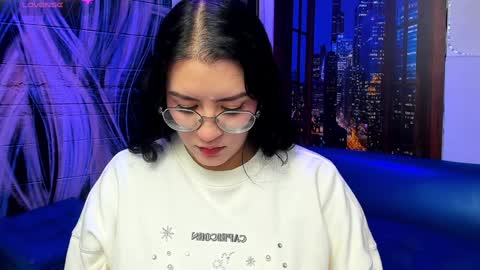     online show from 02.05.25