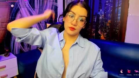     online show from 02.11.25