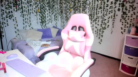 Snapshot of violeta_milleer chatting on 09.20.25 Violeta online show from 09.20.25