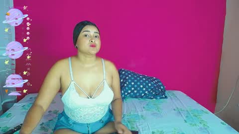 Snapshot of violeta_rouses chatting on 12.10.24 violeta_rouses online show from 12.10.24