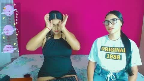 Snapshot of violeta_rouses chatting on 12.22.24 violeta_rouses online show from 12.22.24