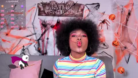 violeta_ruiz_ online show from 10.30.25