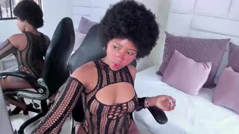 Violeta Ruiz online show from 11.14.25